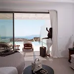 Muse οf Mykonos Luxury ホテル *