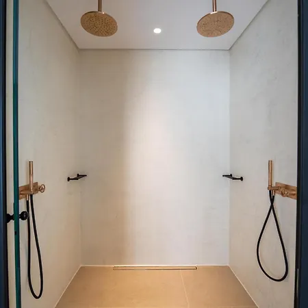 Muse οf Mykonos Luxury מלון Plintri